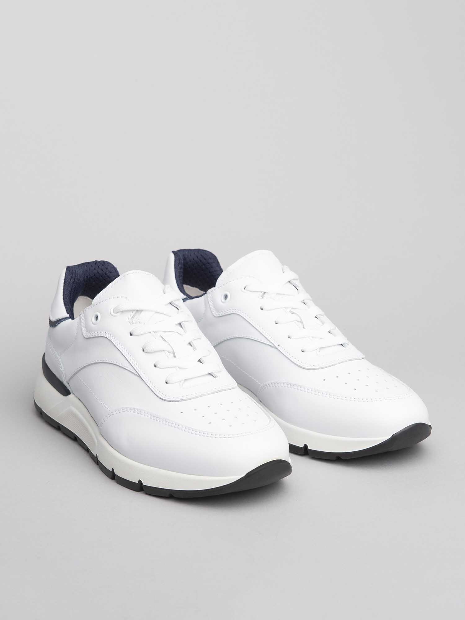 Sneakers pelle bianca best sale uomo