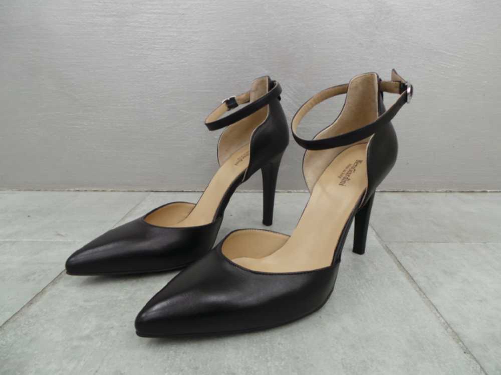 Scarpe con hotsell tacco nero giardini